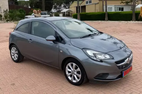 Opel Corsa &pi;&rho;&omicron;&sigmaf; &epsilon;&nu;&omicron;&iota;&kappa;ί&alpha;&sigma;&eta; &sigma;&tau;&eta;&nu; &Epsilon;&pi;&iota;&sigma;&kappa;&omicron;&pi;ή