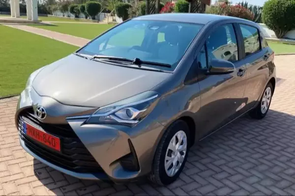 Toyota Yaris &pi;&rho;&omicron;&sigmaf; &epsilon;&nu;&omicron;&iota;&kappa;ί&alpha;&sigma;&eta; &sigma;&tau;&eta;&nu; &Epsilon;&lambda;&lambda;ά&delta;&alpha;