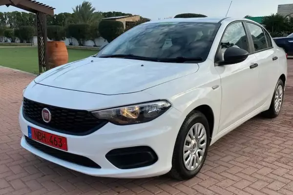 Fiat Tipo &pi;&rho;&omicron;&sigmaf; &epsilon;&nu;&omicron;&iota;&kappa;ί&alpha;&sigma;&eta; &sigma;&tau;&eta;&nu; &Epsilon;&lambda;&lambda;ά&delta;&alpha;