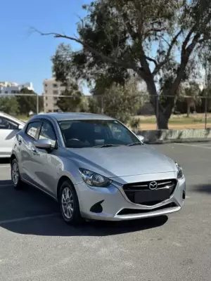 Mazda Demio &pi;&rho;&omicron;&sigmaf; &epsilon;&nu;&omicron;&iota;&kappa;ί&alpha;&sigma;&eta; &sigma;&tau;&eta;&nu; &Epsilon;&lambda;&lambda;ά&delta;&alpha;