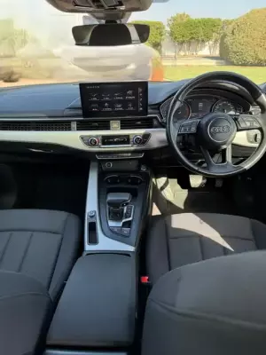 Audi A5 &pi;&rho;&omicron;&sigmaf; &epsilon;&nu;&omicron;&iota;&kappa;ί&alpha;&sigma;&eta; &sigma;&tau;&eta;&nu; &Epsilon;&lambda;&lambda;ά&delta;&alpha;
