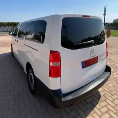 Citroen SpaceTourer &pi;&rho;&omicron;&sigmaf; &epsilon;&nu;&omicron;&iota;&kappa;ί&alpha;&sigma;&eta; &sigma;&tau;&eta;&nu; &Epsilon;&pi;&iota;&sigma;&kappa;&omicron;&pi;ή