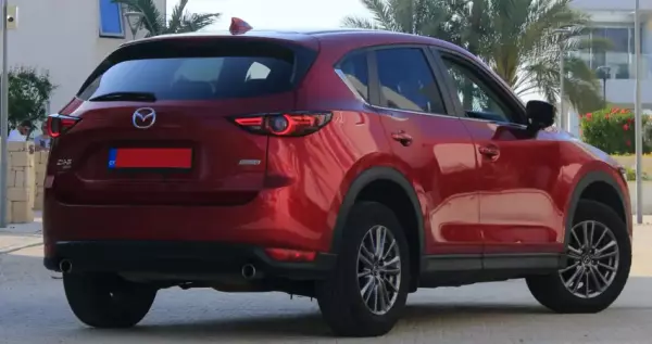 Mazda CX-8 &pi;&rho;&omicron;&sigmaf; &epsilon;&nu;&omicron;&iota;&kappa;ί&alpha;&sigma;&eta; &sigma;&tau;&eta;&nu; &Epsilon;&lambda;&lambda;ά&delta;&alpha;
