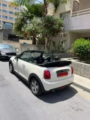 Mini Cooper &pi;&rho;&omicron;&sigmaf; &epsilon;&nu;&omicron;&iota;&kappa;ί&alpha;&sigma;&eta; &sigma;&tau;&eta;&nu; &Epsilon;&pi;&iota;&sigma;&kappa;&omicron;&pi;ή