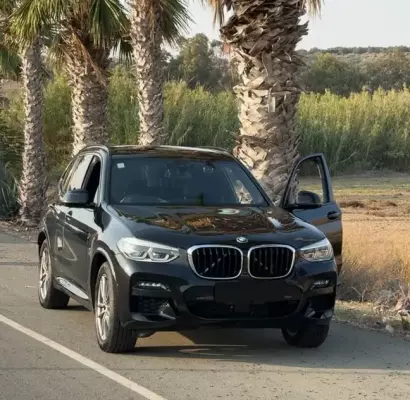 BMW X3 &pi;&rho;&omicron;&sigmaf; &epsilon;&nu;&omicron;&iota;&kappa;ί&alpha;&sigma;&eta; &sigma;&tau;&eta;&nu; &Epsilon;&lambda;&lambda;ά&delta;&alpha;