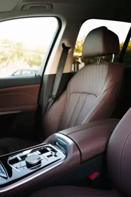 BMW X5 &pi;&rho;&omicron;&sigmaf; &epsilon;&nu;&omicron;&iota;&kappa;ί&alpha;&sigma;&eta; &sigma;&tau;&eta;&nu; &Epsilon;&lambda;&lambda;ά&delta;&alpha;