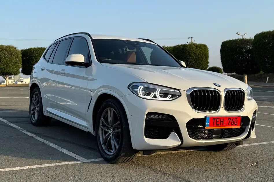 BMW X3 &pi;&rho;&omicron;&sigmaf; &epsilon;&nu;&omicron;&iota;&kappa;ί&alpha;&sigma;&eta; &sigma;&tau;&eta;&nu; &Epsilon;&lambda;&lambda;ά&delta;&alpha;