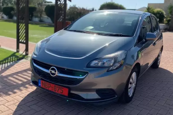 Opel Corsa &pi;&rho;&omicron;&sigmaf; &epsilon;&nu;&omicron;&iota;&kappa;ί&alpha;&sigma;&eta; &sigma;&tau;&eta;&nu; &Epsilon;&lambda;&lambda;ά&delta;&alpha;