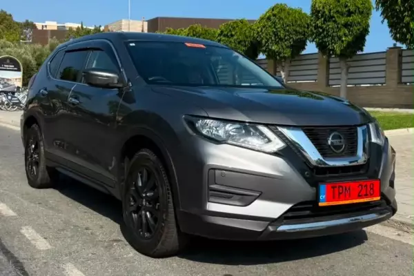 Nissan X-Trail &pi;&rho;&omicron;&sigmaf; &epsilon;&nu;&omicron;&iota;&kappa;ί&alpha;&sigma;&eta; &sigma;&tau;&eta;&nu; &Epsilon;&lambda;&lambda;ά&delta;&alpha;