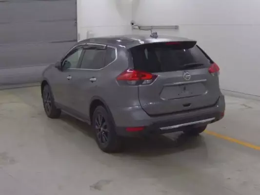 Nissan X-Trail &pi;&rho;&omicron;&sigmaf; &epsilon;&nu;&omicron;&iota;&kappa;ί&alpha;&sigma;&eta; &sigma;&tau;&eta;&nu; &Epsilon;&lambda;&lambda;ά&delta;&alpha;