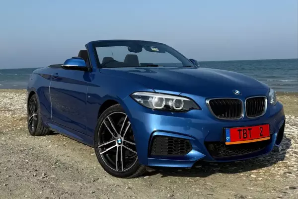 BMW 2 Series &pi;&rho;&omicron;&sigmaf; &epsilon;&nu;&omicron;&iota;&kappa;ί&alpha;&sigma;&eta; &sigma;&tau;&eta;&nu; &Epsilon;&lambda;&lambda;ά&delta;&alpha;