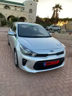 KIA Rio &pi;&rho;&omicron;&sigmaf; &epsilon;&nu;&omicron;&iota;&kappa;ί&alpha;&sigma;&eta; &sigma;&tau;&eta;&nu; &Epsilon;&pi;&iota;&sigma;&kappa;&omicron;&pi;ή