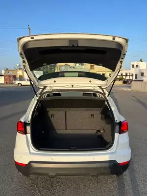 Seat Arona &pi;&rho;&omicron;&sigmaf; &epsilon;&nu;&omicron;&iota;&kappa;ί&alpha;&sigma;&eta; &sigma;&tau;&eta;&nu; &Epsilon;&pi;&iota;&sigma;&kappa;&omicron;&pi;ή