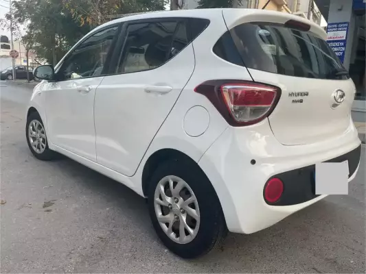 Hyundai i10 &pi;&rho;&omicron;&sigmaf; &epsilon;&nu;&omicron;&iota;&kappa;ί&alpha;&sigma;&eta; &sigma;&tau;&eta;&nu; &Epsilon;&lambda;&lambda;ά&delta;&alpha;