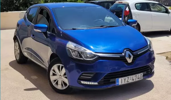 Renault Clio &pi;&rho;&omicron;&sigmaf; &epsilon;&nu;&omicron;&iota;&kappa;ί&alpha;&sigma;&eta; &sigma;&tau;&eta;&nu; &Epsilon;&lambda;&lambda;ά&delta;&alpha;