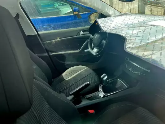 Peugeot 308 &pi;&rho;&omicron;&sigmaf; &epsilon;&nu;&omicron;&iota;&kappa;ί&alpha;&sigma;&eta; &sigma;&tau;&omicron; &Eta;&rho;ά&kappa;&lambda;&epsilon;&iota;&omicron;