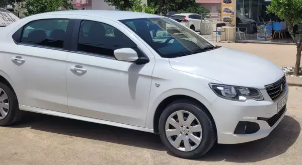Peugeot 301 &pi;&rho;&omicron;&sigmaf; &epsilon;&nu;&omicron;&iota;&kappa;ί&alpha;&sigma;&eta; &sigma;&tau;&omicron; &Eta;&rho;ά&kappa;&lambda;&epsilon;&iota;&omicron;