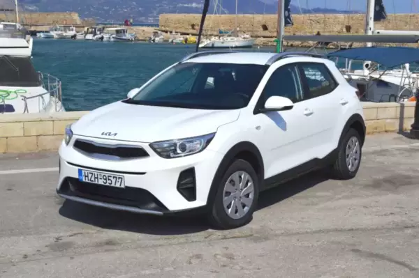 Kia Stonic &pi;&rho;&omicron;&sigmaf; &epsilon;&nu;&omicron;&iota;&kappa;ί&alpha;&sigma;&eta; &sigma;&tau;&omicron; &Alpha;&kappa;&rho;&omega;&tau;ή&rho;&iota;