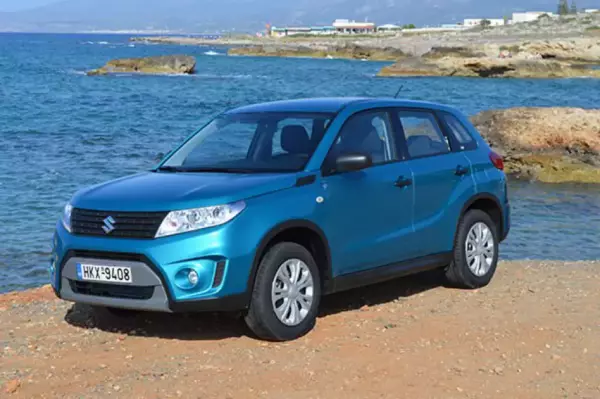 Suzuki Vitara &pi;&rho;&omicron;&sigmaf; &epsilon;&nu;&omicron;&iota;&kappa;ί&alpha;&sigma;&eta; &sigma;&tau;&eta;&nu; &Epsilon;&lambda;&lambda;ά&delta;&alpha;