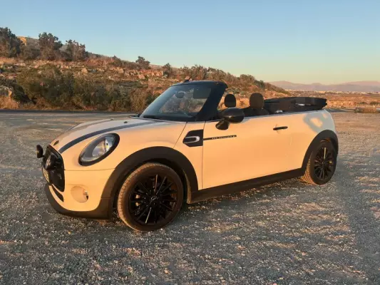 Mini Cooper &pi;&rho;&omicron;&sigmaf; &epsilon;&nu;&omicron;&iota;&kappa;ί&alpha;&sigma;&eta; &sigma;&tau;&omicron; &Kappa;&omicron;&kappa;&kappa;ί&nu;&eta; &Chi;ά&nu;&iota;