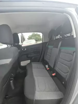 Citroen C3 &pi;&rho;&omicron;&sigmaf; &epsilon;&nu;&omicron;&iota;&kappa;ί&alpha;&sigma;&eta; &sigma;&tau;&eta;&nu; &Pi;&alpha;&rho;&alpha;&lambda;ί&alpha;