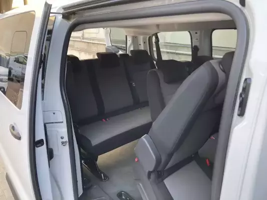 Peugeot Traveller &pi;&rho;&omicron;&sigmaf; &epsilon;&nu;&omicron;&iota;&kappa;ί&alpha;&sigma;&eta; &sigma;&tau;&eta; &Chi;&epsilon;&rho;&sigma;ό&nu;&eta;&sigma;&omicron;