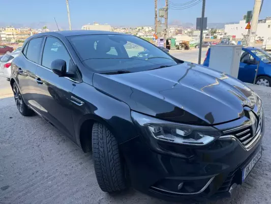 Renault Megane &pi;&rho;&omicron;&sigmaf; &epsilon;&nu;&omicron;&iota;&kappa;ί&alpha;&sigma;&eta; &sigma;&tau;&omicron; &Eta;&rho;ά&kappa;&lambda;&epsilon;&iota;&omicron;