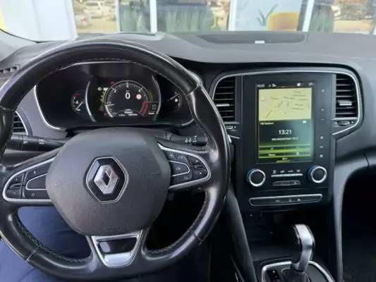 Renault Megane &pi;&rho;&omicron;&sigmaf; &epsilon;&nu;&omicron;&iota;&kappa;ί&alpha;&sigma;&eta; &sigma;&tau;&omicron; &Eta;&rho;ά&kappa;&lambda;&epsilon;&iota;&omicron;