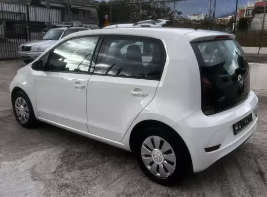 Volkswagen Up &pi;&rho;&omicron;&sigmaf; &epsilon;&nu;&omicron;&iota;&kappa;ί&alpha;&sigma;&eta; &sigma;&tau;&omicron;&nu; Ά&gamma;&iota;&omicron; &Nu;&iota;&kappa;ό&lambda;&alpha;&omicron; (&Zeta;&alpha;&kappa;ύ&nu;&theta;&omicron;&upsilon;)
