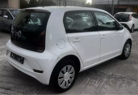 Volkswagen Up &pi;&rho;&omicron;&sigmaf; &epsilon;&nu;&omicron;&iota;&kappa;ί&alpha;&sigma;&eta; &sigma;&tau;&omicron;&nu; Ά&gamma;&iota;&omicron; &Nu;&iota;&kappa;ό&lambda;&alpha;&omicron; (&Zeta;&alpha;&kappa;ύ&nu;&theta;&omicron;&upsilon;)