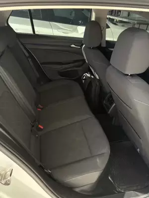 Volkswagen Golf &pi;&rho;&omicron;&sigmaf; &epsilon;&nu;&omicron;&iota;&kappa;ί&alpha;&sigma;&eta; &sigma;&tau;&eta;&nu; &Alpha;&theta;ή&nu;&alpha;