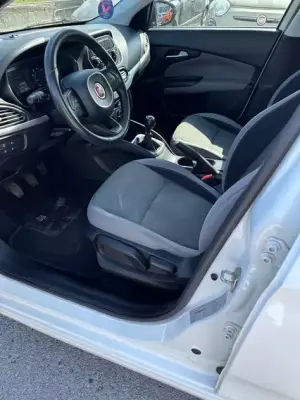 Fiat Tipo &pi;&rho;&omicron;&sigmaf; &epsilon;&nu;&omicron;&iota;&kappa;ί&alpha;&sigma;&eta; &sigma;&tau;&omicron; &Lambda;&iota;&tau;ό&chi;&omega;&rho;&omicron;