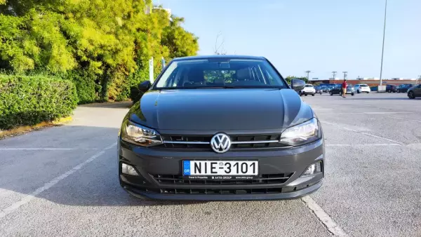 Volkswagen Polo &pi;&rho;&omicron;&sigmaf; &epsilon;&nu;&omicron;&iota;&kappa;ί&alpha;&sigma;&eta; &sigma;&tau;&eta; &Tau;&omicron;&rho;ώ&nu;&eta;