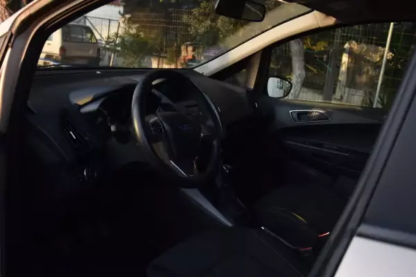 Ford B-MAX &pi;&rho;&omicron;&sigmaf; &epsilon;&nu;&omicron;&iota;&kappa;ί&alpha;&sigma;&eta; &sigma;&tau;&eta;&nu; &Epsilon;&lambda;&lambda;ά&delta;&alpha;