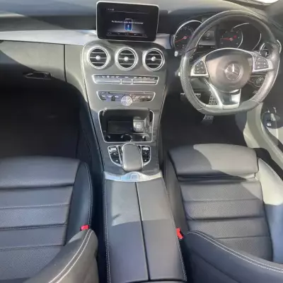 Mercedes C Class &pi;&rho;&omicron;&sigmaf; &epsilon;&nu;&omicron;&iota;&kappa;ί&alpha;&sigma;&eta; &sigma;&tau;&eta;&nu; &Epsilon;&lambda;&lambda;ά&delta;&alpha;