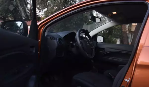 Mitsubishi SpaceStar &pi;&rho;&omicron;&sigmaf; &epsilon;&nu;&omicron;&iota;&kappa;ί&alpha;&sigma;&eta; &sigma;&tau;&eta; &Rho;&alpha;&phi;ή&nu;&alpha;