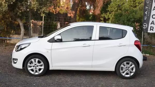 Opel KARL &pi;&rho;&omicron;&sigmaf; &epsilon;&nu;&omicron;&iota;&kappa;ί&alpha;&sigma;&eta; &sigma;&tau;&eta;&nu; &Epsilon;&lambda;&lambda;ά&delta;&alpha;