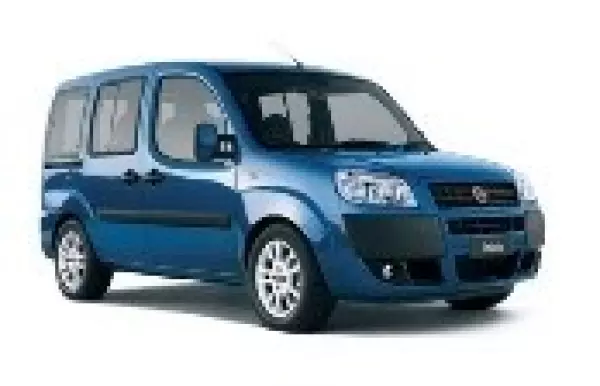 Renault Trafic &pi;&rho;&omicron;&sigmaf; &epsilon;&nu;&omicron;&iota;&kappa;ί&alpha;&sigma;&eta; &sigma;&tau;&eta;&nu; &Epsilon;&lambda;&lambda;ά&delta;&alpha;