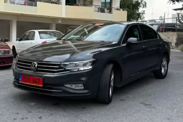 Volkswagen Passat &pi;&rho;&omicron;&sigmaf; &epsilon;&nu;&omicron;&iota;&kappa;ί&alpha;&sigma;&eta; &sigma;&tau;&eta;&nu; &Epsilon;&pi;&iota;&sigma;&kappa;&omicron;&pi;ή