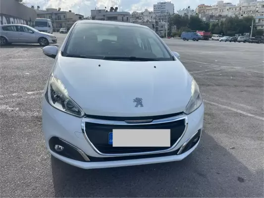 Peugeot 208 &pi;&rho;&omicron;&sigmaf; &epsilon;&nu;&omicron;&iota;&kappa;ί&alpha;&sigma;&eta; &sigma;&tau;&eta;&nu; &Iota;&epsilon;&rho;ά&pi;&epsilon;&tau;&rho;&alpha;