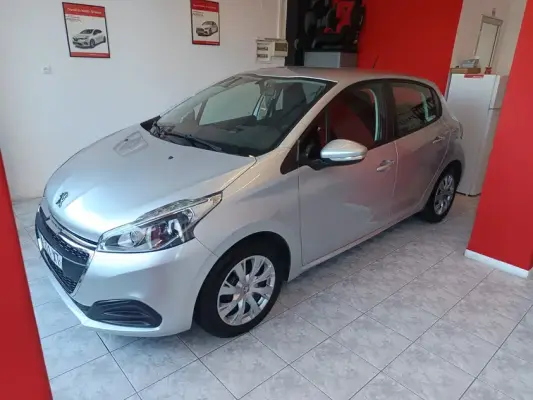 Peugeot 208 &pi;&rho;&omicron;&sigmaf; &epsilon;&nu;&omicron;&iota;&kappa;ί&alpha;&sigma;&eta; &sigma;&tau;&eta; &Theta;έ&rho;&mu;&eta;