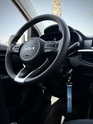 KIA Picanto &pi;&rho;&omicron;&sigmaf; &epsilon;&nu;&omicron;&iota;&kappa;ί&alpha;&sigma;&eta; &sigma;&tau;&eta; &Gamma;&lambda;&upsilon;&phi;ά&delta;&alpha;