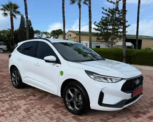 Ford Kuga &pi;&rho;&omicron;&sigmaf; &epsilon;&nu;&omicron;&iota;&kappa;ί&alpha;&sigma;&eta; &sigma;&tau;&eta;&nu; &Epsilon;&pi;&iota;&sigma;&kappa;&omicron;&pi;ή
